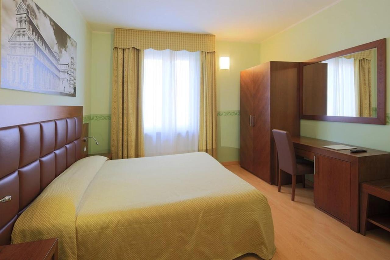 Hotel Terminus & Plaza Пиза Экстерьер фото